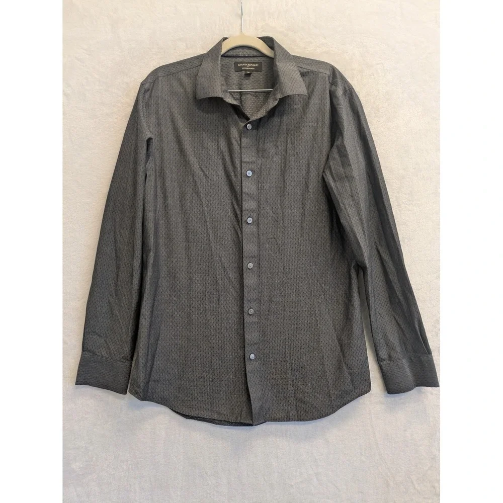 Banana Republic Mens Slim Fit Non Iron Button Down Shirt Gray Dot Pattern Size M